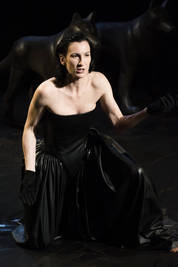 Földeáki Nóra - © theater.hu - Ilovszky  Béla