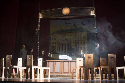 Jelenet az előadásból - © theater.hu - Ilovszky  Béla