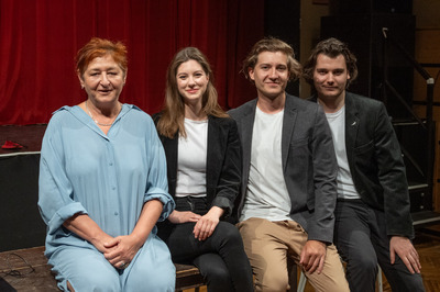 Lőkös Ildikó, Mosolygó Sára, Gloviczki Bernát, Lelkes Botond - © theater.hu - Ilovszky  Béla