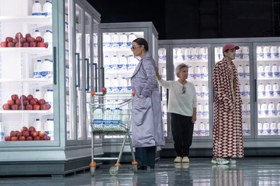 Jelenet az előadásból - © theater.hu - Ilovszky  Béla