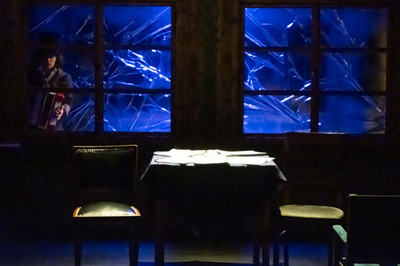 Jelenet az előadásból - © theater.hu - Ilovszky  Béla