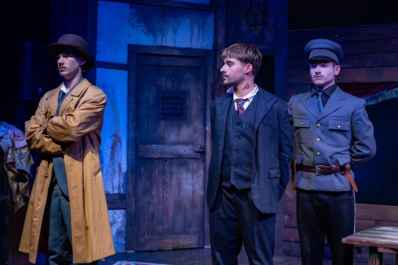 Opera 300 forintból