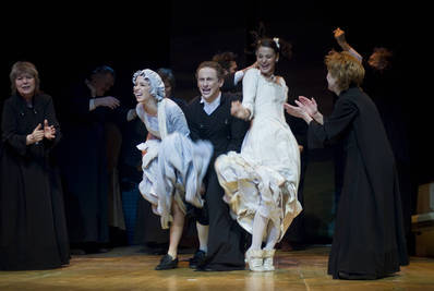 Jelenet az előadásból - © theater.hu - Ilovszky  Béla