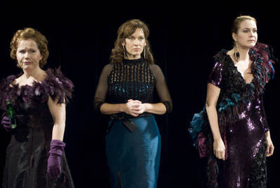 Urbanovics Krisztina, Száger Zsuzsanna, Bartsch Kata - © theater.hu - Ilovszky  Béla