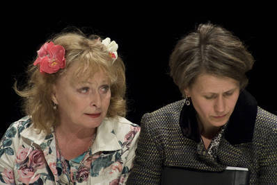 Bánsági Ildikó, Moldvai Kiss Andrea - © theater.hu - Ilovszky  Béla