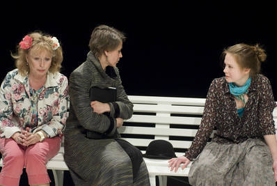 Bánsági Ildikó, Moldvai Kiss Andrea, Simkó Katalin - © theater.hu - Ilovszky  Béla