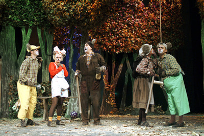 Jelenet az  előadásból - © theater.hu - Ilovszky  Béla