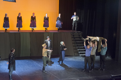 Jelenet az előadásból - © theater.hu - Ilovszky  Béla