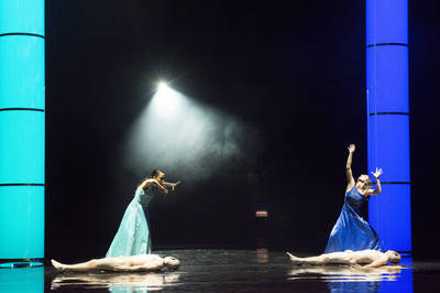 Szent-Ivány Kinga, Szarvas Krisztina - © theater.hu - Ilovszky  Béla