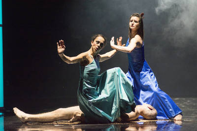 Szent-Ivány Kinga, Szarvas Krisztina - © theater.hu - Ilovszky  Béla