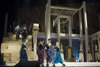 Jelenet az előadásból - © theater.hu - Ilovszky  Béla