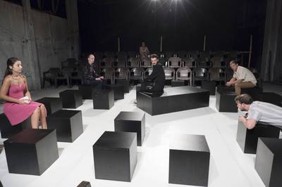Jelenet az előadásból - © theater.hu - Ilovszky  Béla