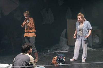 Baki Dániel, Bata Éva, Rainer-Micsinyei Nóra - © theater.hu - Ilovszky  Béla