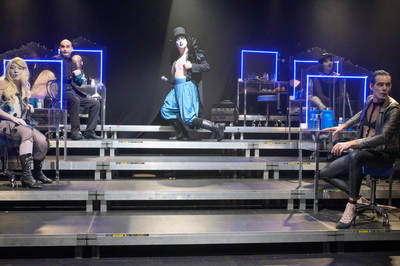 Jelenet az előadásból - © theater.hu - Ilovszky  Béla