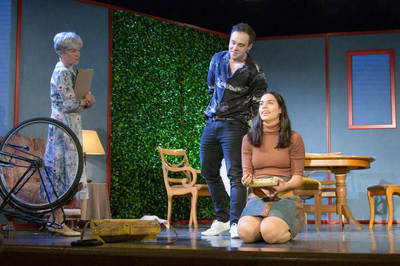 Hámori Ildikó, Dékány Barnabás, Gombó Viola Lotti - © theater.hu - Ilovszky  Béla