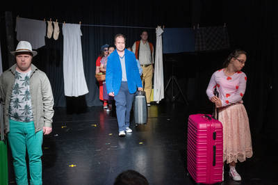 Jelenet az előadásból - © theater.hu - Ilovszky  Béla