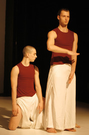 Jelenet az előadásból - © theater.hu - Nyikos Tícia