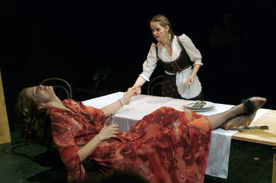 Fábián Anita, Stefanovics Angéla - © theater.hu - Ilovszky  Béla