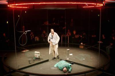 Jelenet az előadásból - © theater.hu - Ilovszky  Béla