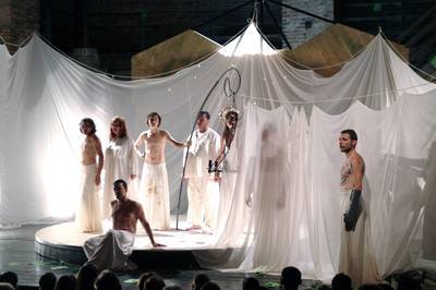 Jelenet az előadásból - © theater.hu - Ilovszky  Béla