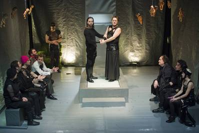 Jelenet az előadásból - © theater.hu - Ilovszky  Béla